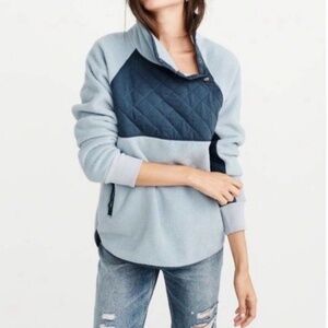 Abercrombie & Fitch women's asymmetrical snap-up quilted fleece pullover